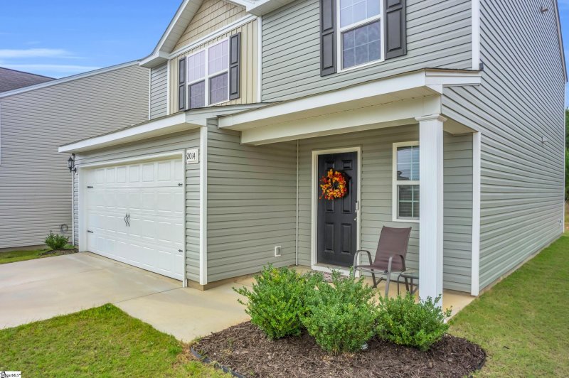 Property image 2 of 2014 Southlea Drive in Glen Meadows, Inman, SC 29349