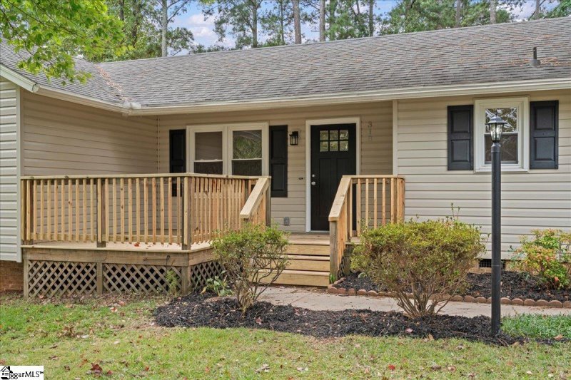 Property image 5 of 318 Sharon Lane in Whispering Pines, Easley, SC 29642