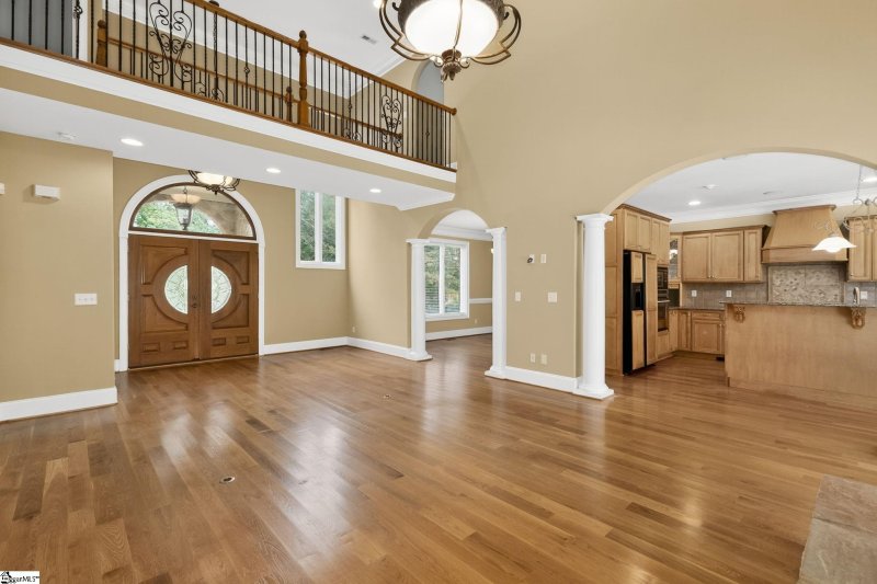 Property image 5 of 907 Sugar Oak Court in Sanibel Oaks, Simpsonville, SC 29680