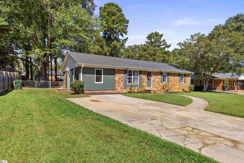 Property image 2 of 3 Embry Street in Colonial Hills, Taylors, SC 29687