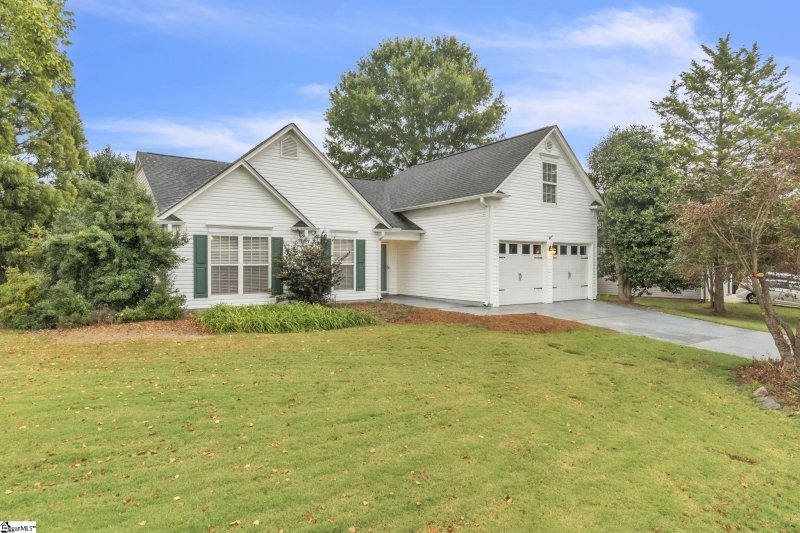 Property image 2 at 1 Waterfield Court, Greer, SC 29650