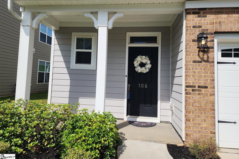 Property image 3 of 106 Cross Arbor Drive in Riverbrooke, Simpsonville, SC 29681