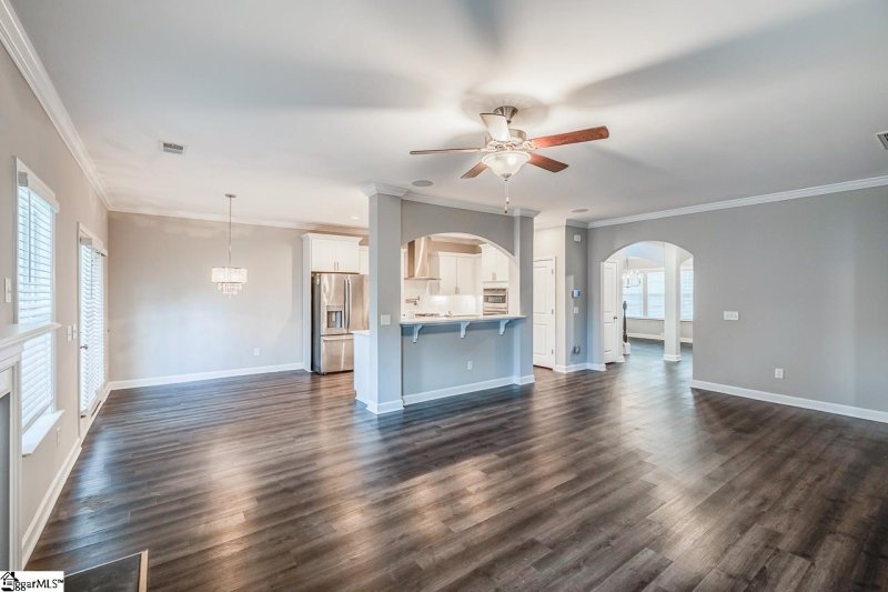 Property image 4 of 408 Blue Peak Court in Easton Ridge, Greer, SC 29650
