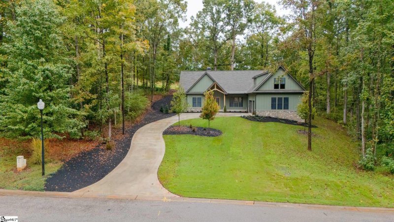 Property image 2 of 10 Laurel Valley Way in Valley View, Travelers Rest, SC 29690