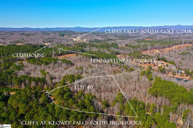 Property image 2 of 416 Deerchase Court in The Cliffs at Keowee Falls South, Salem, SC 29676