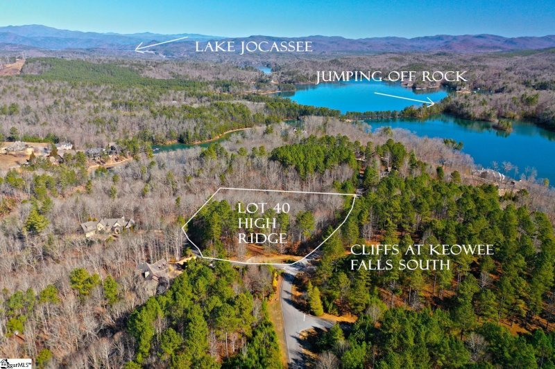 Property image 4 of 416 Deerchase Court in The Cliffs at Keowee Falls South, Salem, SC 29676