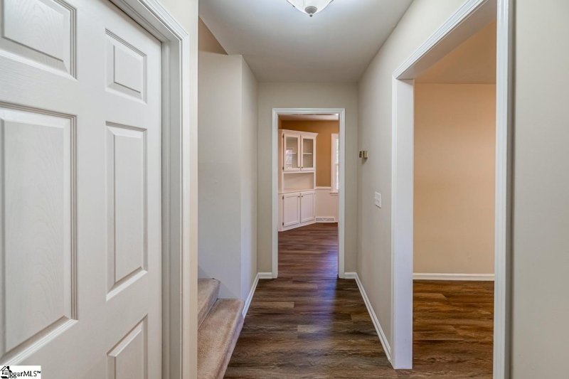 Property image 3 at 104 Chuckwood Drive, Simpsonville, SC 29680