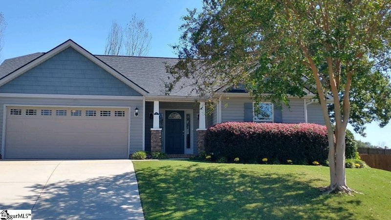 Property image 3 of 35 Flowerwood Drive in Woodlands at Walnut Cove, Greer, SC 29651