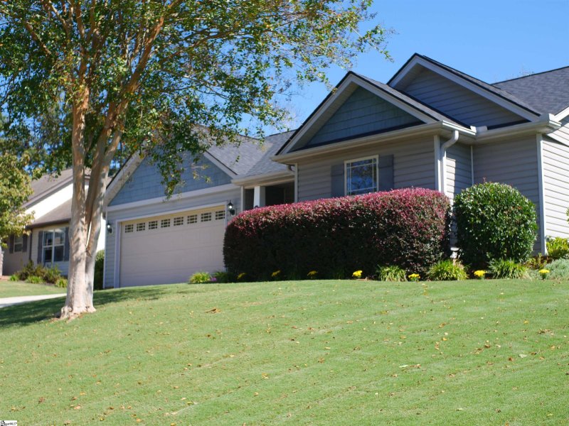 Property image 4 of 35 Flowerwood Drive in Woodlands at Walnut Cove, Greer, SC 29651