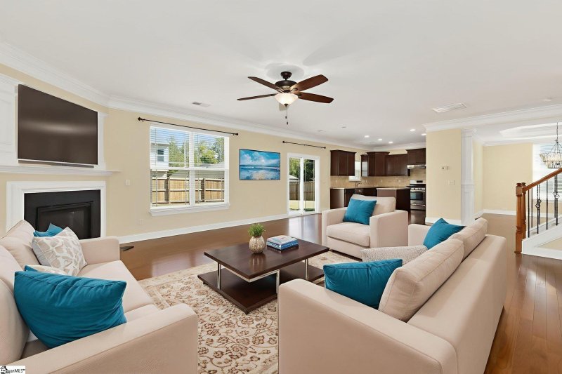 Property image 5 of 153 Windsor Creek Court in Windsor Creek, Simpsonville, SC 29681