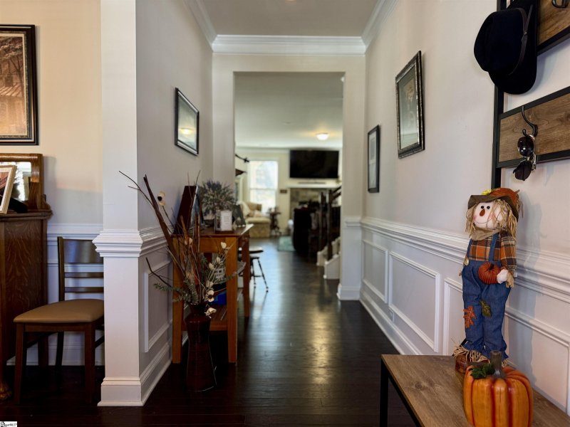 Property image 5 of 424 Wildflower Road in Meadow Ridge, Easley, SC 29642