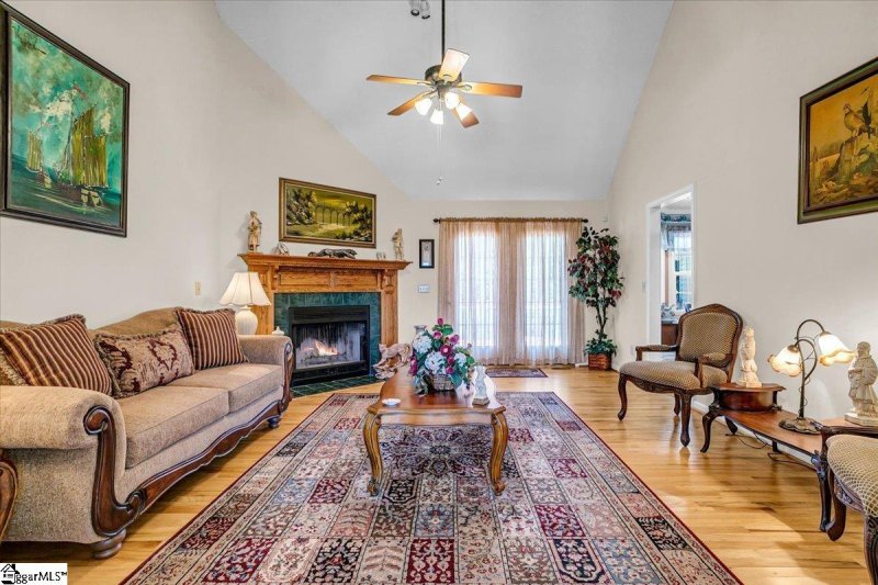 Property image 3 at 7 Harvester Lane, Fountain Inn, SC 29644