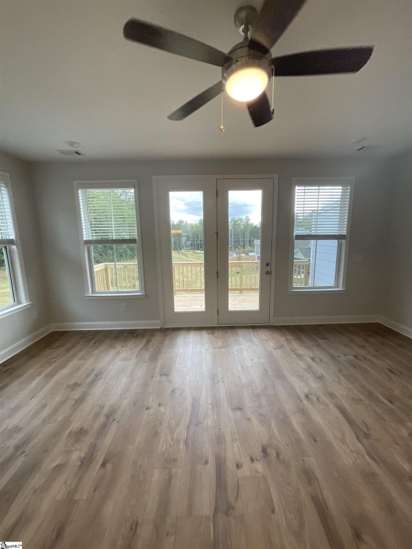Property image 5 of 412 Encampment Boulevard in The Settlement, Simpsonville, SC 29681