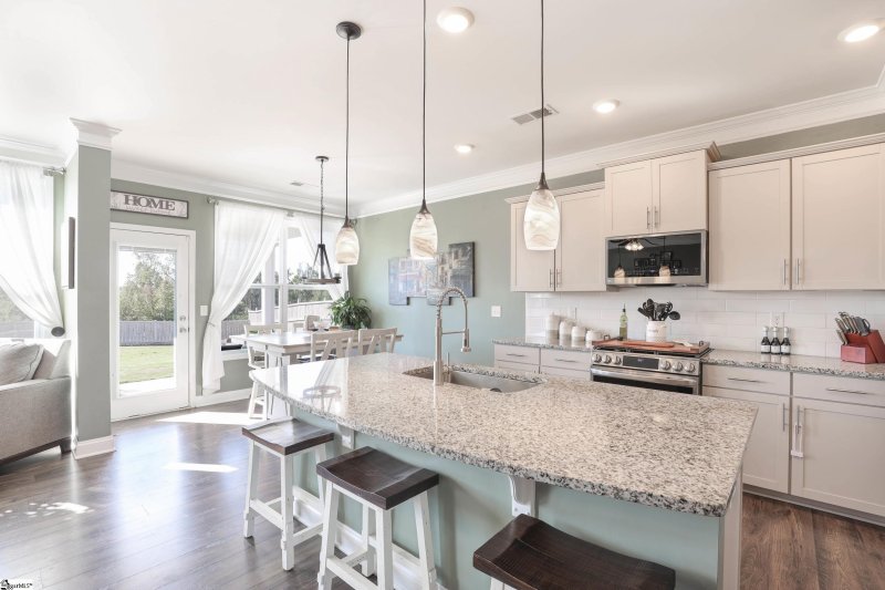 Property image 2 of 643 Fern Hollow Trail in Shackleburg Farms, Anderson, SC 29621