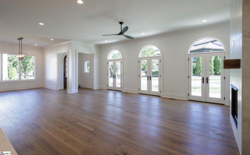 Property image 3 of 18 Arezzo Drive in Montebello, Greenville, SC 29609