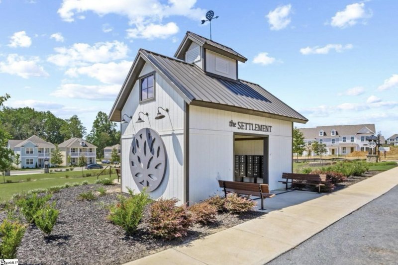 Property image 5 of 231 Lewes Avenue in The Settlement, Simpsonville, SC 29681