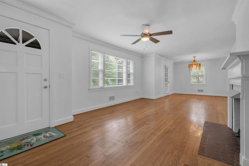 Property image 5 of 21 Broughton Drive in Croftstone Acres, Greenville, SC 29609