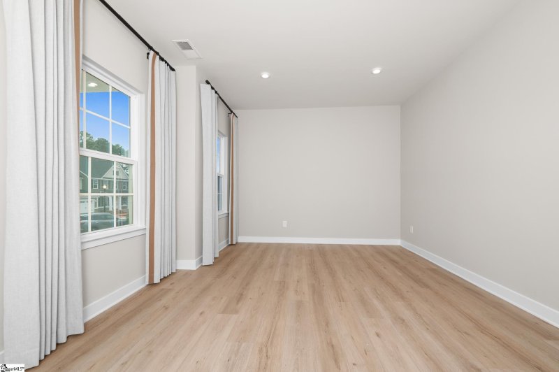 Property image 3 of 7204 Red Cedar Trail in Everly Classics, Spartanburg, SC 29306-7307