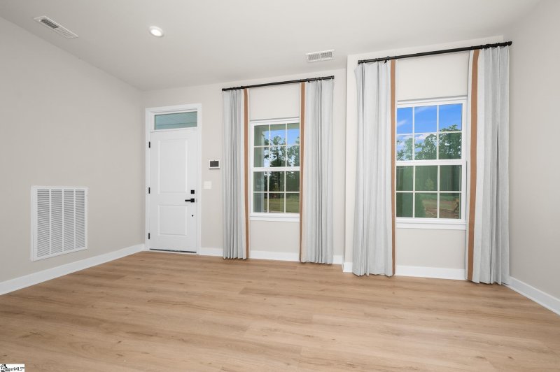 Property image 5 of 7204 Red Cedar Trail in Everly Classics, Spartanburg, SC 29306-7307