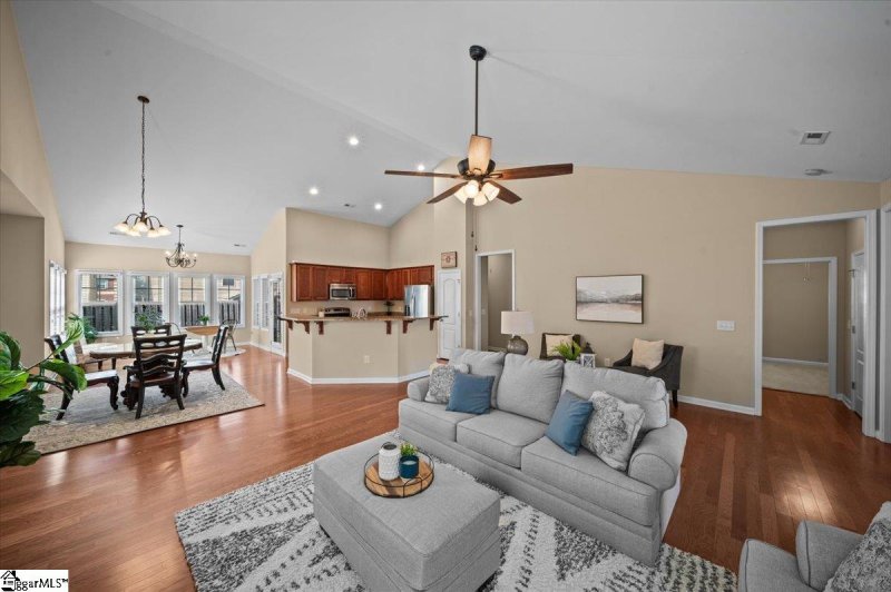 Property image 5 of 237 Medoc Lane in Bordeaux, Moore, SC 29369