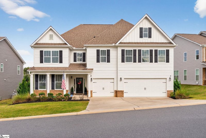 Brentwood, Greer community