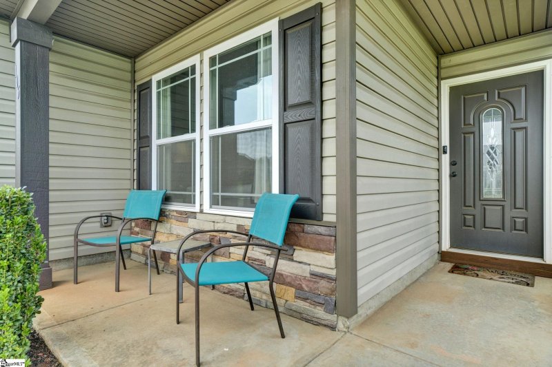 Property image 5 of 105 Devonfield Drive in Orchard Crest, Greer, SC 29651