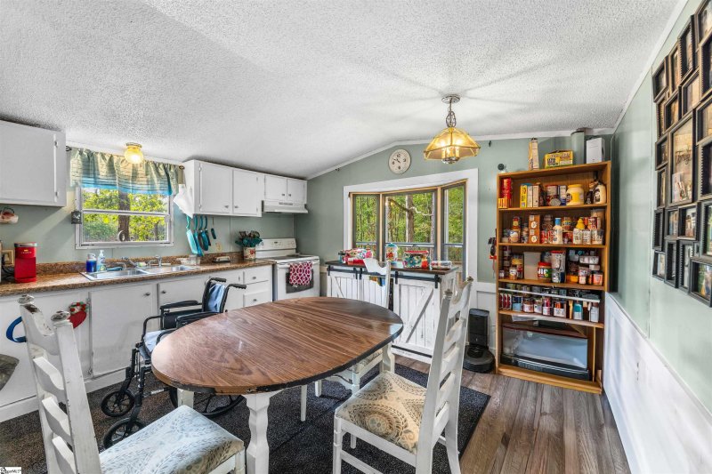 Property image 4 of 725 Shelor Ferry Road in Port Bass, Fair Play, SC 29643