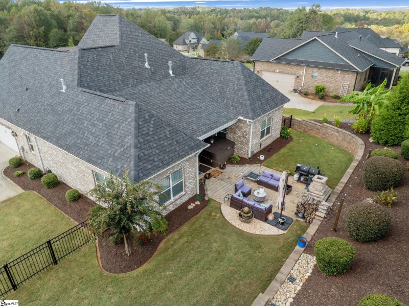 Property image 5 of 1020 Tuscany Drive in Tuscany, Anderson, SC 29621