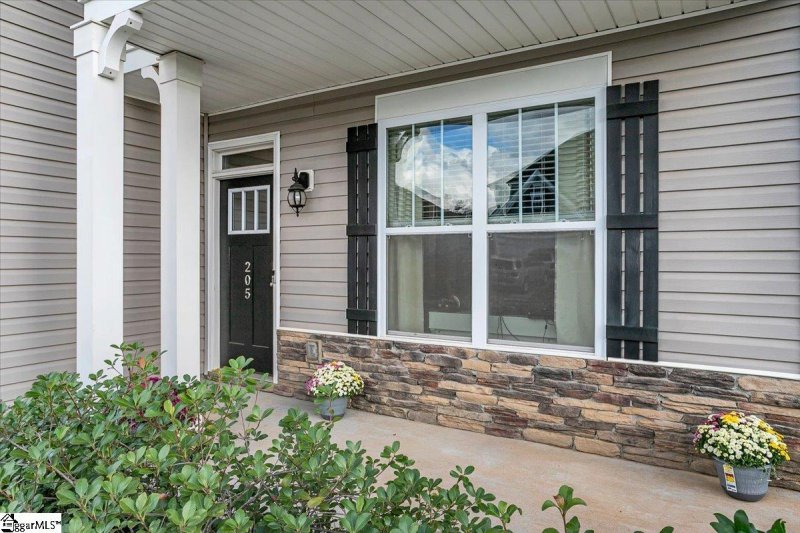 Property image 3 of 205 Pollyanna Drive in Harrington, Greenville, SC 29605