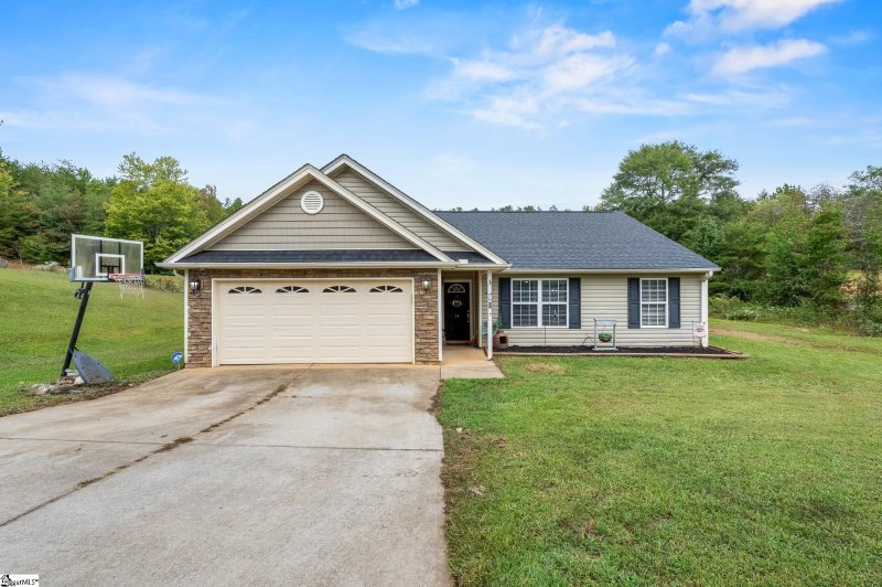 Forks of Beaverdam, Marietta Community