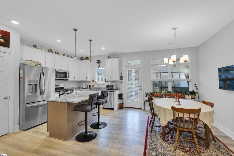 Property image 5 of 109 Callen Drive in Miller Park, Greenville, SC 29607