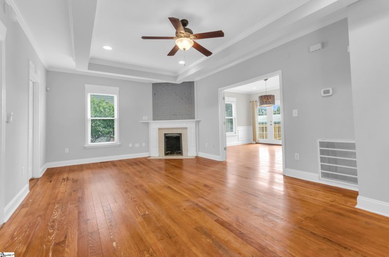 Property image 3 of 507 Arlington Avenue in Downtown, Greenville, SC 29601