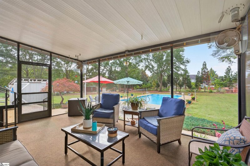 Property image 3 at 110 Wild Cherry Lane, Boiling Springs, SC 29316