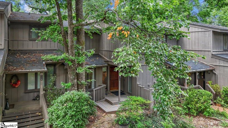 Property image 3 of 178 Ingleoak Lane in Inglewood, Greenville, SC 29615