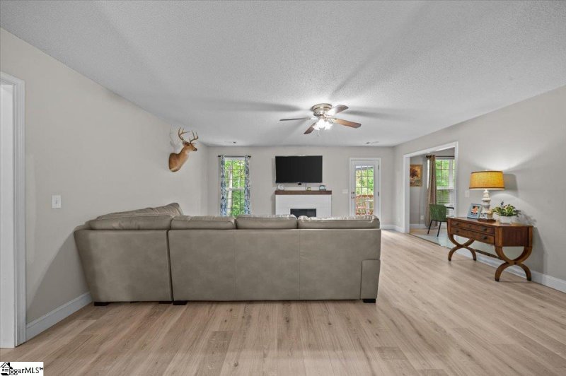 Property image 5 of 108 W Peninsula Drive in Lake Rabon Estates, Laurens, SC 29360