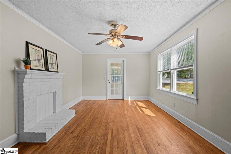 Property image 4 of 13 Mayo Drive in Paramount Park, Greenville, SC 29605