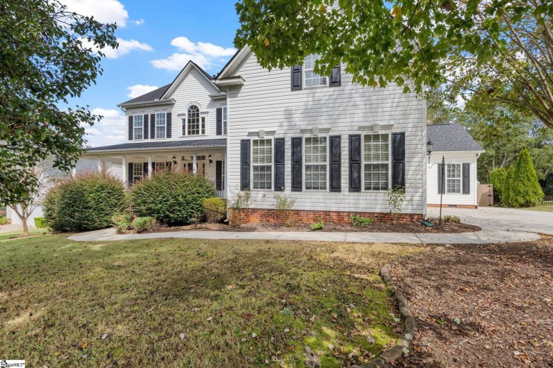 Property image 2 of 124 Hartwick Lane in Southbrook, Fountain Inn, SC 29644