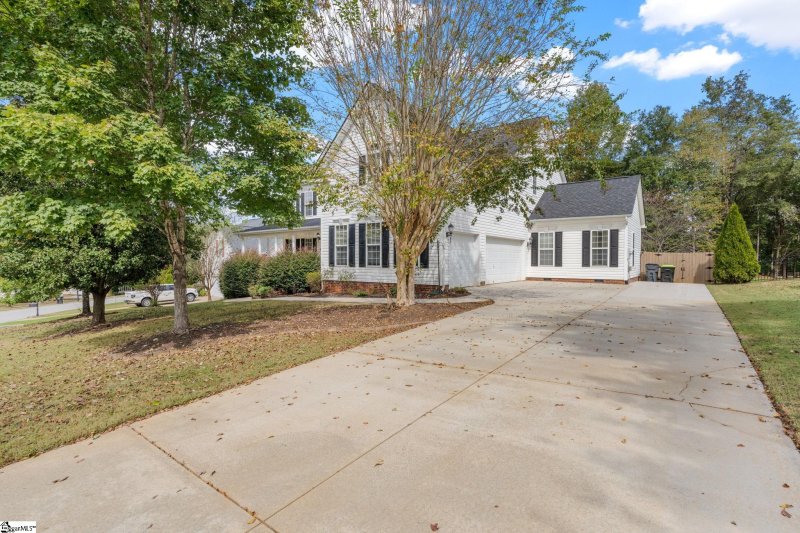 Property image 4 of 124 Hartwick Lane in Southbrook, Fountain Inn, SC 29644