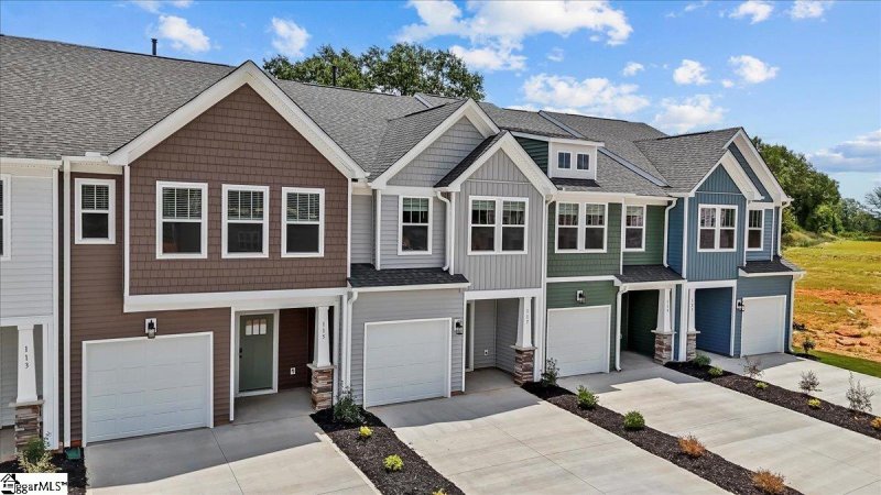Property image 2 of 117 Zoey Way in Saluda Crossing, Piedmont, SC 29673