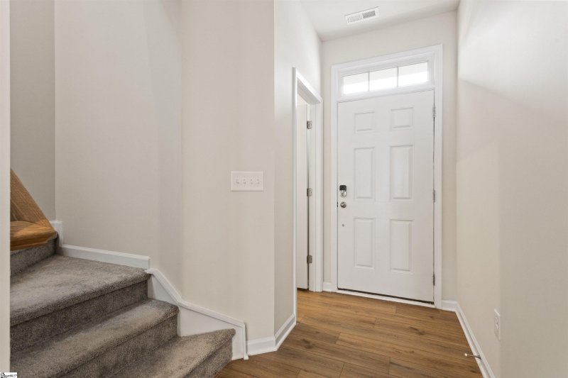 Property image 4 of 8 Loebner Lane in Magnolia Glen, Simpsonville, SC 29681