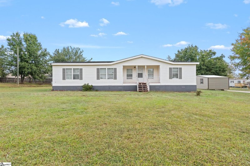 Kingswood, Piedmont Community