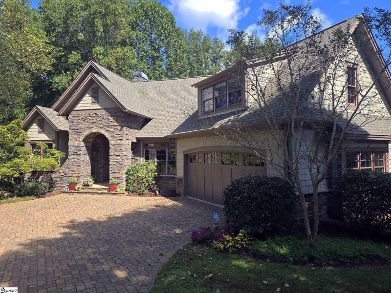 Property image 2 of 125 Courtside Trail in Cliffs Valley, Travelers Rest, SC 29690
