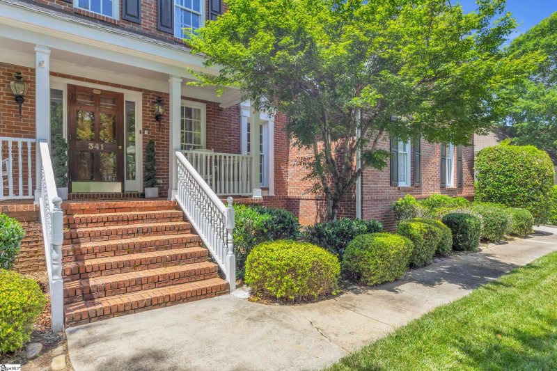 Property image 2 of 341 Parkside Drive in River Walk, Simpsonville, SC 29681