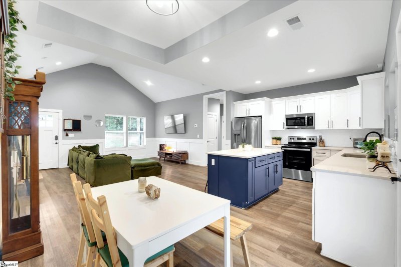 Property image 4 of 208 Anchor Road in River Valley, Greenville, SC 29617