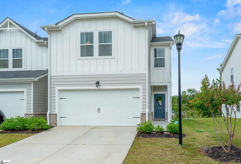 Douglas Townes, Mauldin community