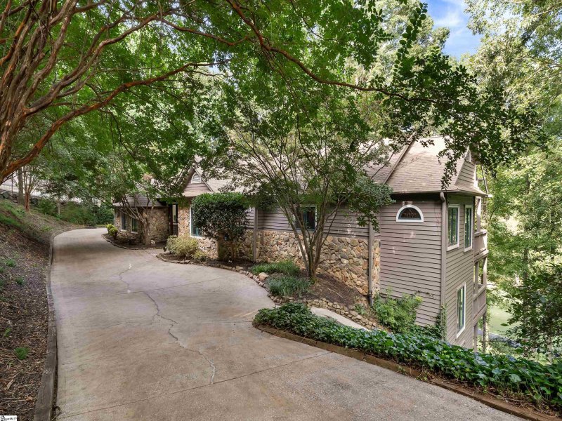 Property image 2 of 119 Foxboro Road in Cliffs Valley, Travelers Rest, SC 29690