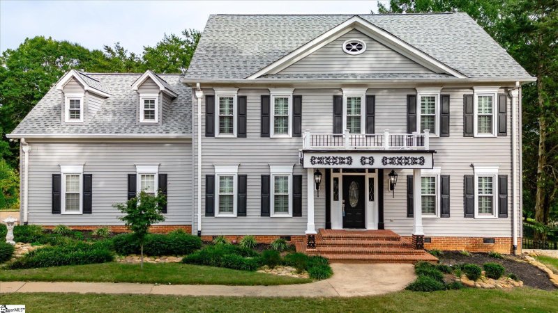 Property image 2 at 201 Wiltshire Court, Easley, SC 29642-3342