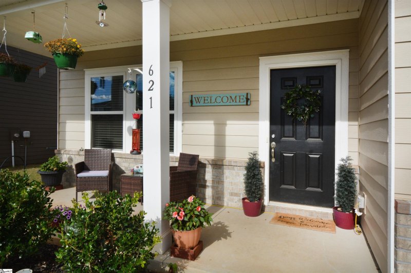 Property image 4 of 621 Cartmel Street in Chestnut Grove, Greer, SC 29651