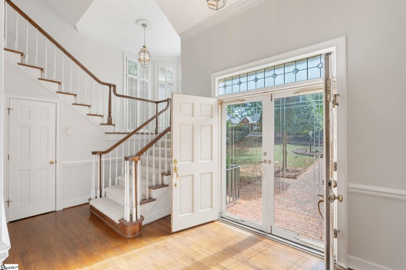 Property image 5 of 212 Hidden Hills Drive in Chanticleer Towns, Greenville, SC 29605