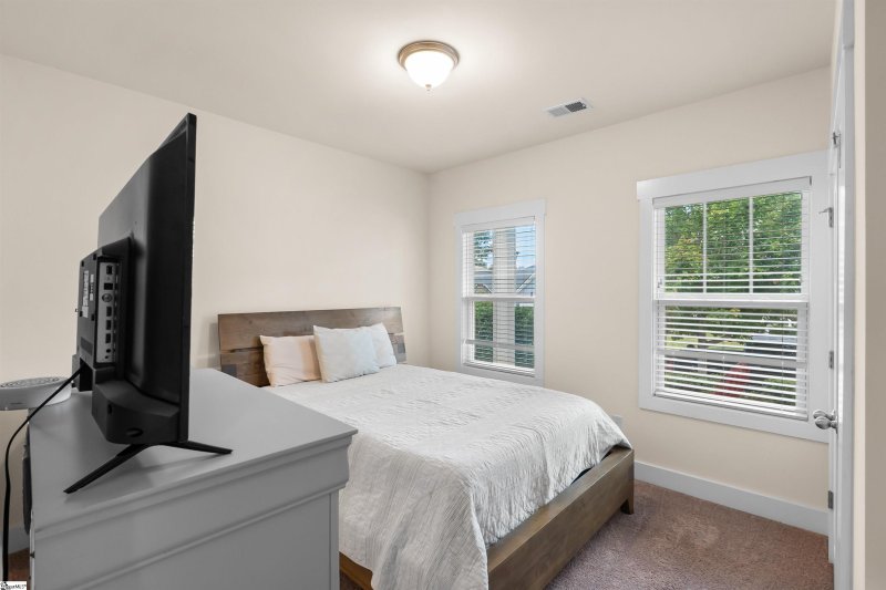 Property image 4 of 209 Bank Swallow Way in Lost River, Simpsonville, SC 29680